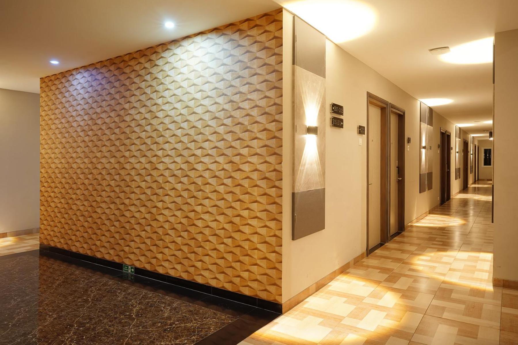 Front One Hotel Sragen Bagian luar foto